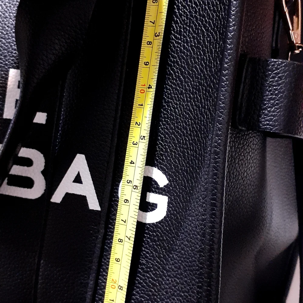 Black Tote Bag - No Name Brand - Picture 4 of 10